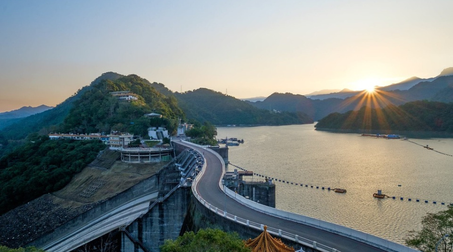 Taiwan bridge