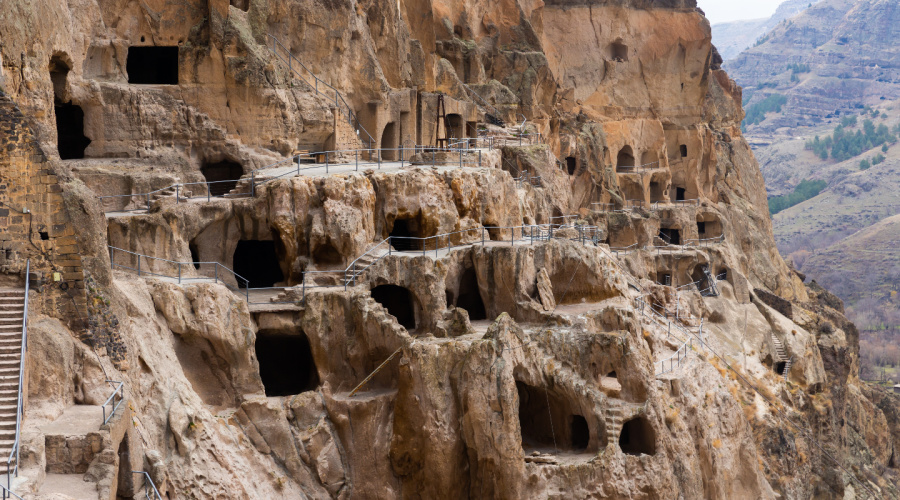 Cave city Vardzia, carved into the rock - a famous attraction of Georgia