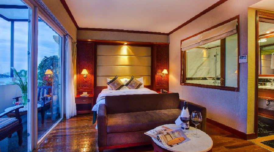 Hanoi conifer boutique hotel