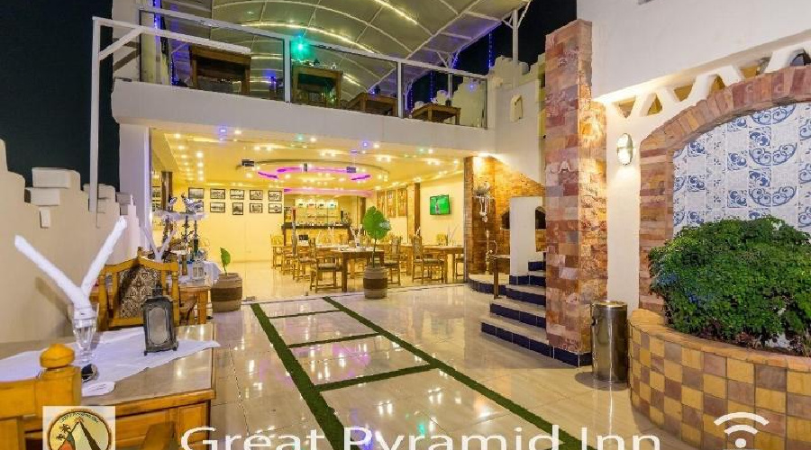 Great Pyramid Inn Gizza